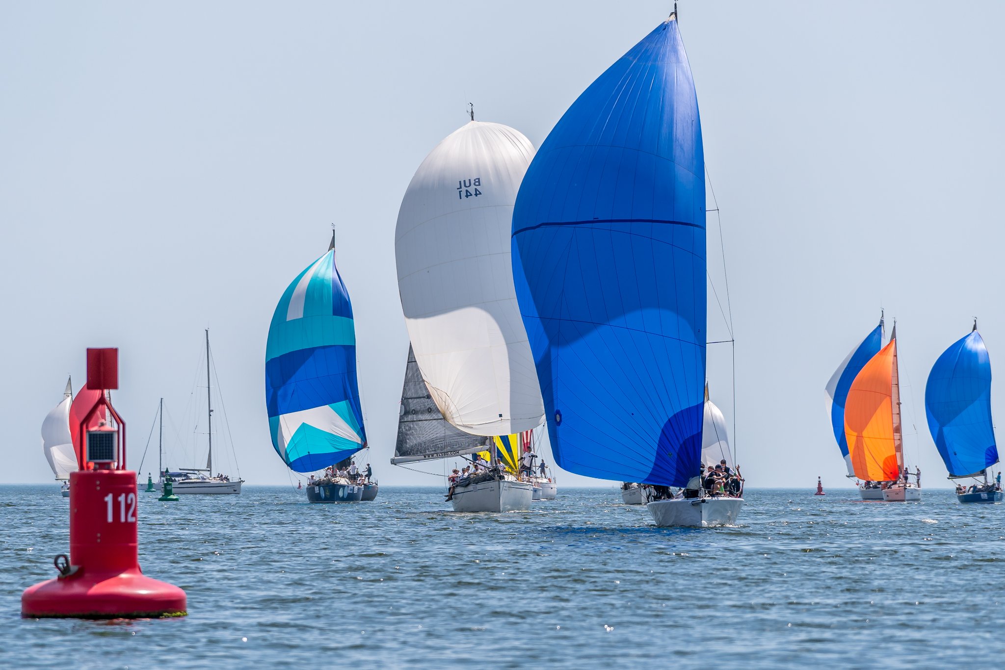 Яхта Шоколад води след каналните гонки на регата Varna Channel Cup    
